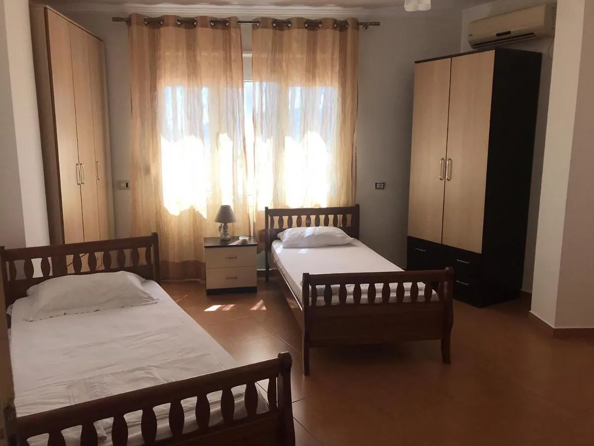 Agetina'S Apartaments Vlore 0*,  Albania