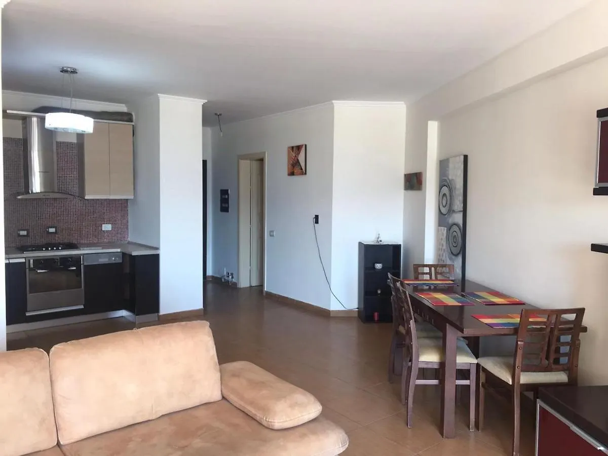 Agetina'S Apartaments Vlore