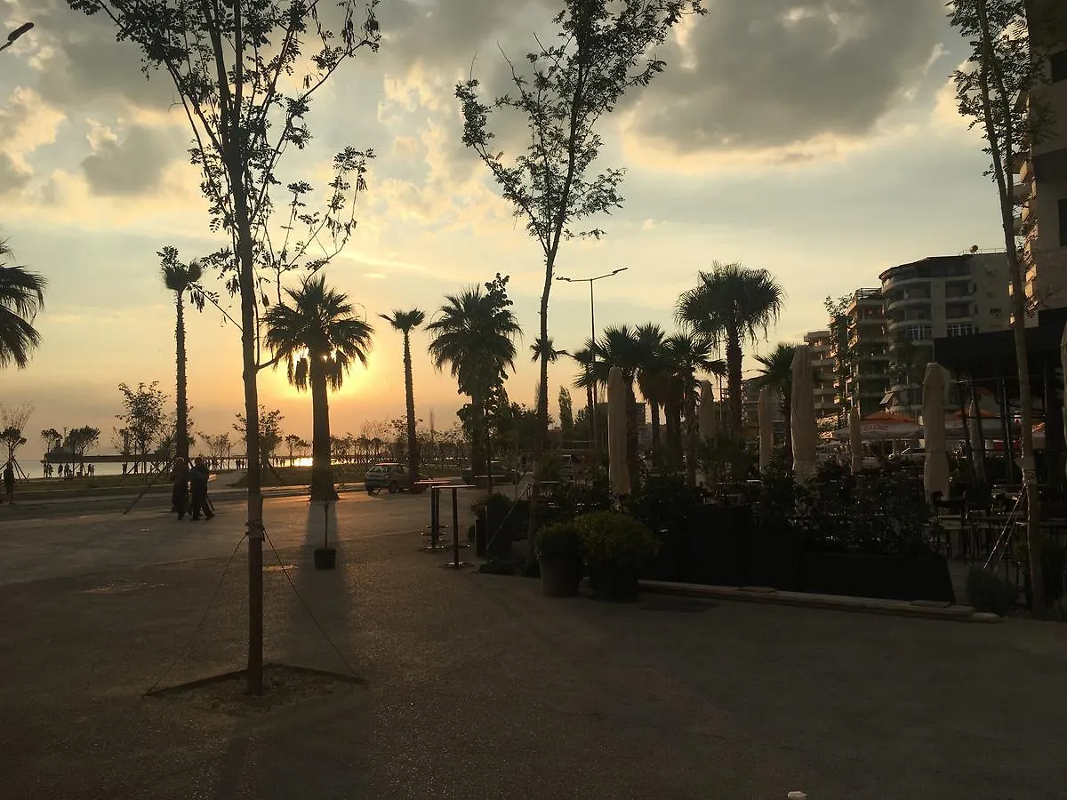 Agetina'S Apartaments Vlore