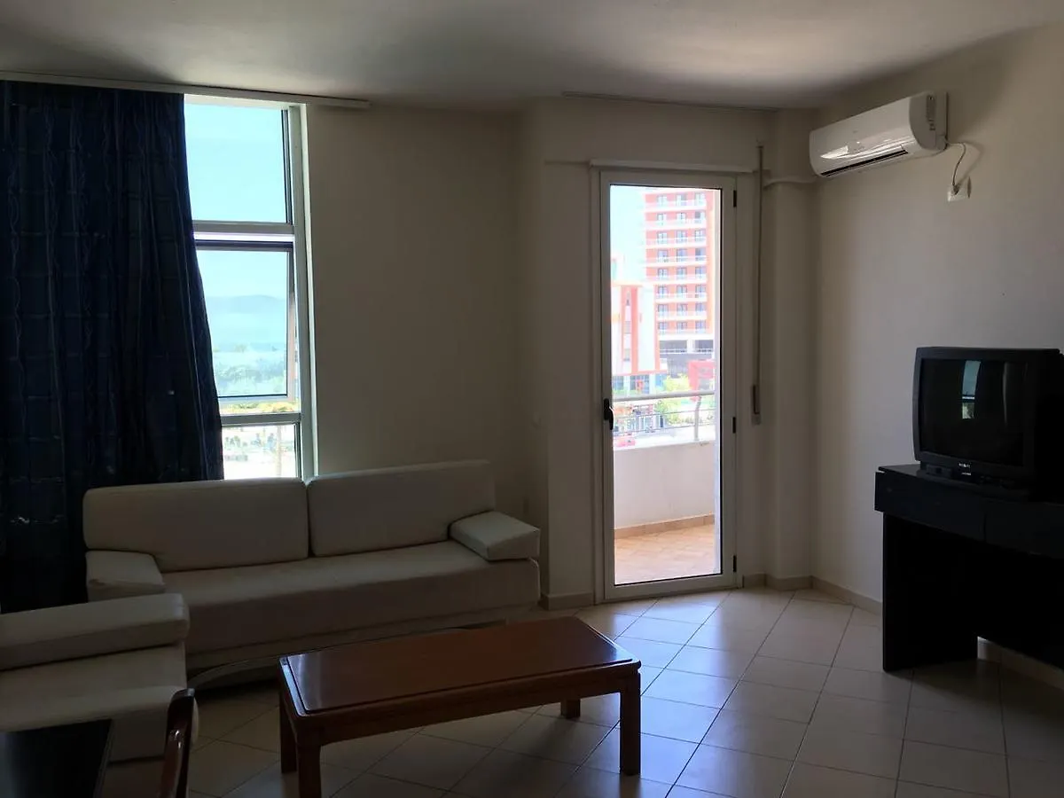 Agetina'S Apartaments Vlore