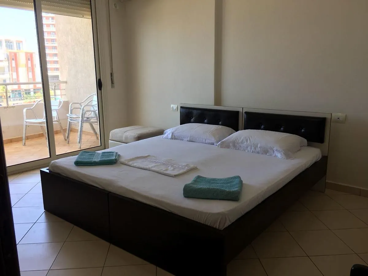 Agetina'S Apartaments Vlore