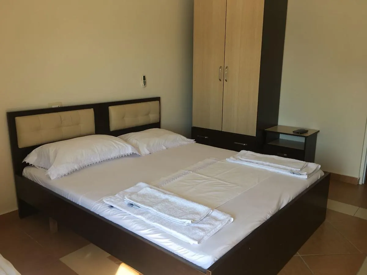 Agetina'S Apartaments Vlore